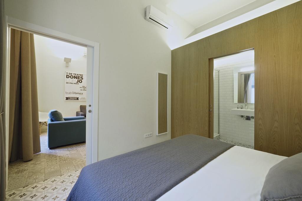 Uma Suites Pau Claris Барселона Экстерьер фото