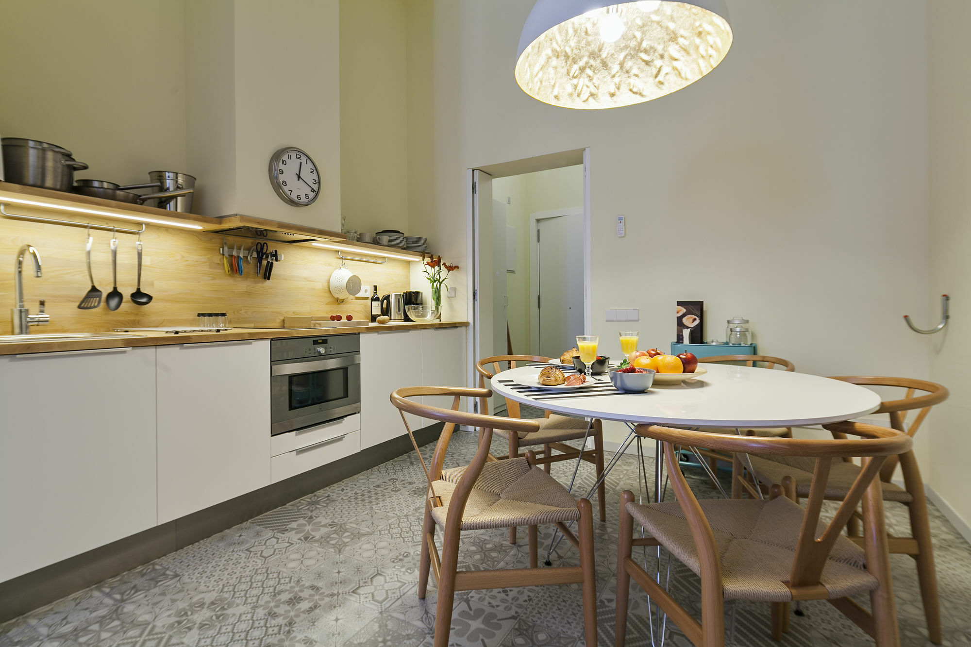 Uma Suites Pau Claris Барселона Экстерьер фото
